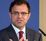 Zakhilwal Meets with Bajwa,  Discusses Bilateral Relations